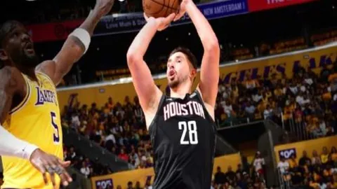 大乐透期号分析：专家推荐质合前区十码，小贝林领衔多特对阵霍村